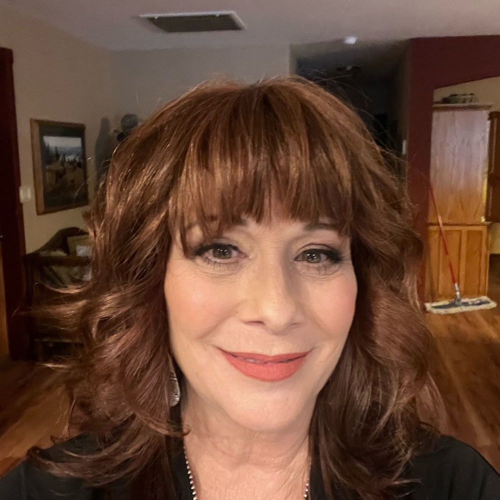 Meet your Posher, Tracy